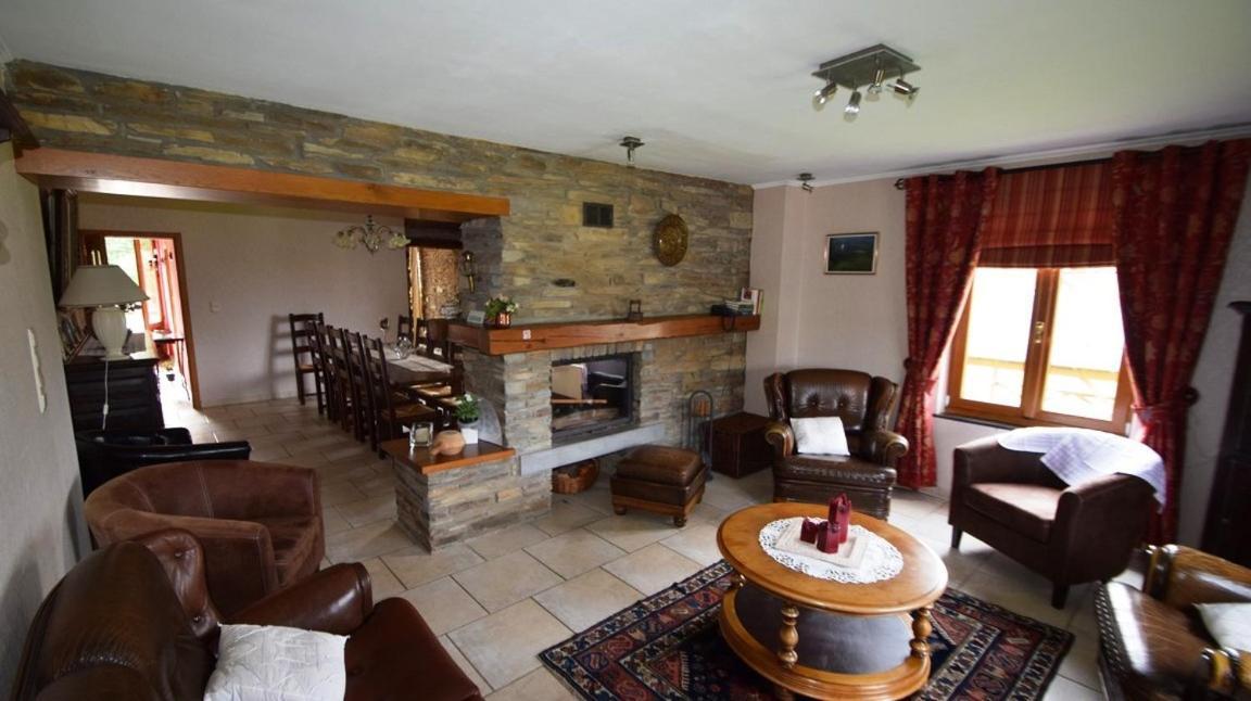 Villa La Petite Ferme à Rochehaut Extérieur photo