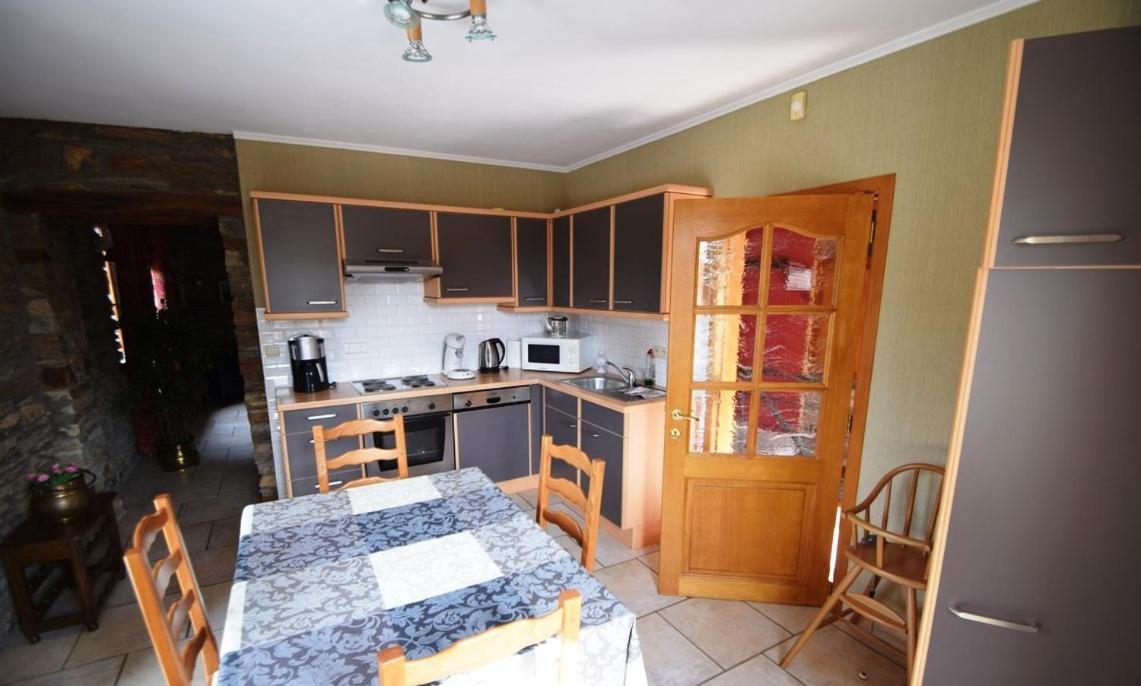 Villa La Petite Ferme à Rochehaut Extérieur photo