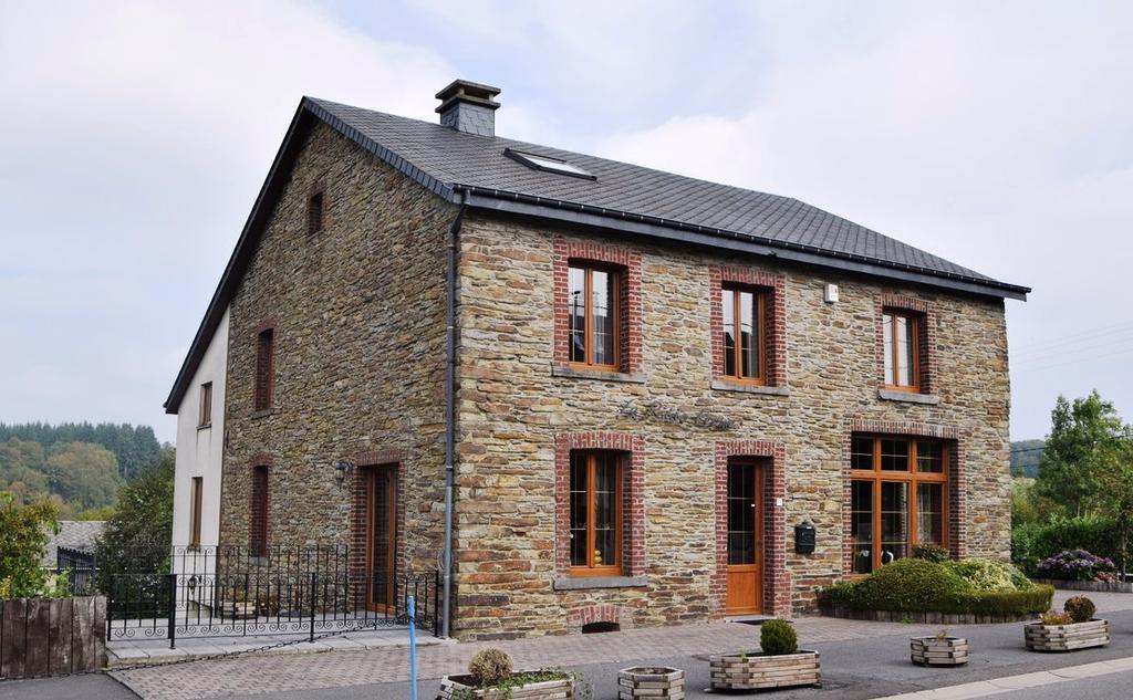 Villa La Petite Ferme à Rochehaut Extérieur photo
